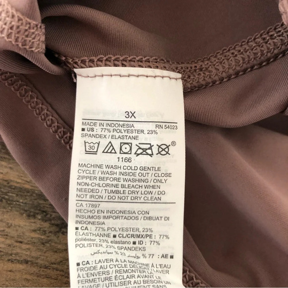 NWT Old Navy Womens 3X Powersoft Quarter zip Cropped Workout Top Mockneck New - Picture 8 of 8